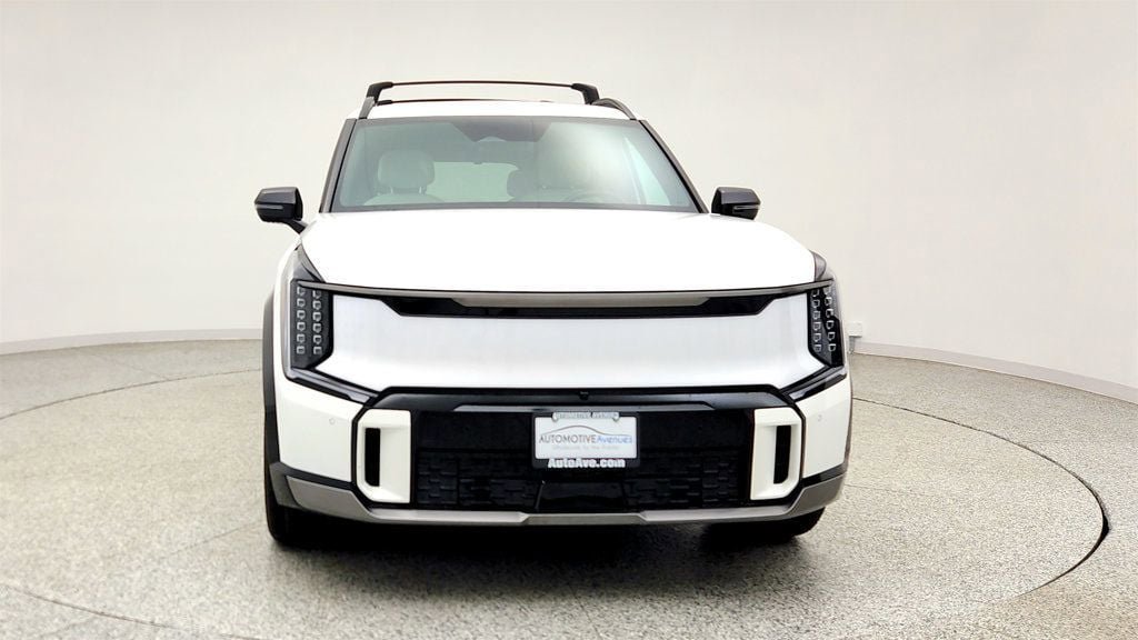 Used 2025 Kia EV9 GT-Line AWD/4WD image 2