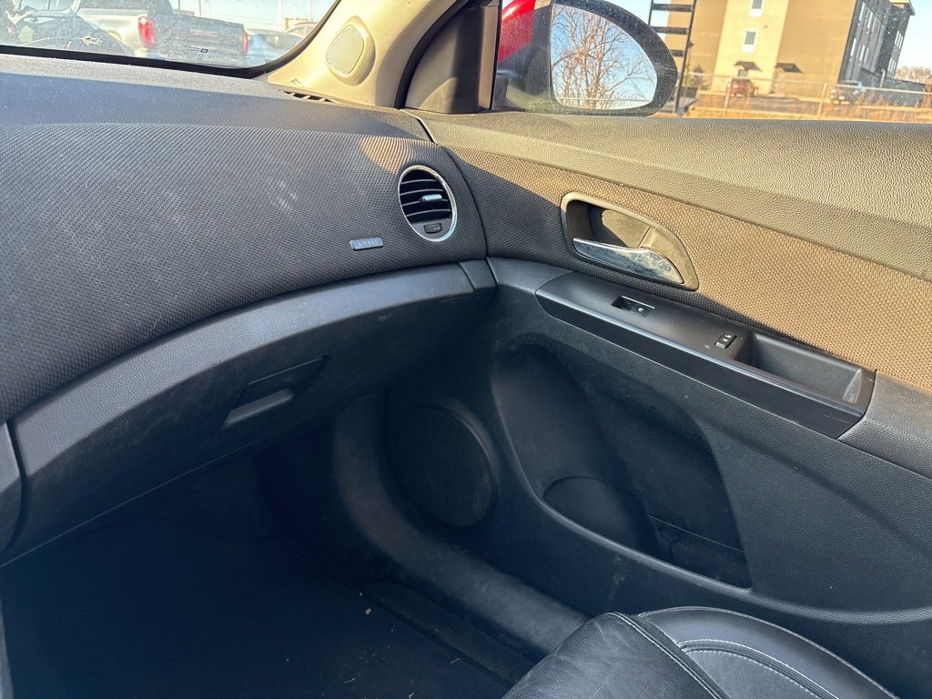 Used 2015 Chevrolet Cruze LTZ image 16