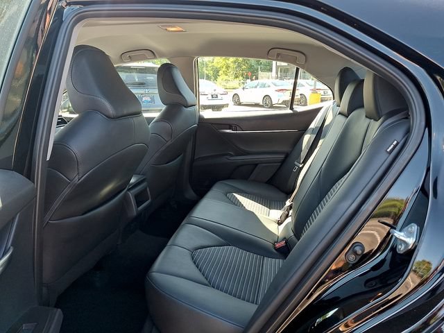 Certified 2023 Toyota Camry SE FWD image 6