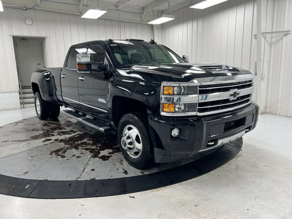 Used 2019 Chevrolet Silverado 3500 High Country w/ Duramax Plus Package AWD/4WD image 2
