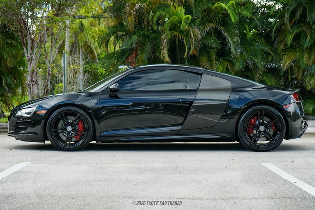 Used 2011 Audi R8 V10 AWD/4WD image 3