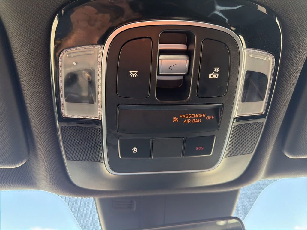 Used 2022 Hyundai Santa Cruz Limited AWD/4WD image 18