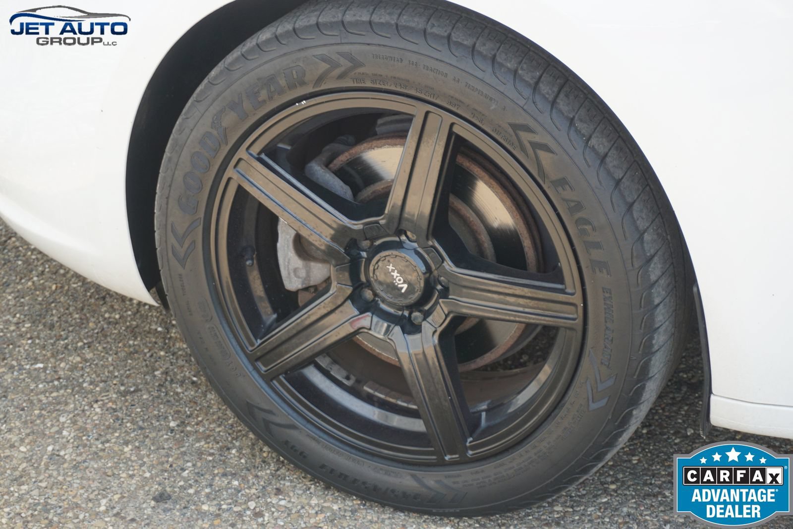 Used 2015 Dodge Dart SXT w/ Sun/Sound Group FWD image 14