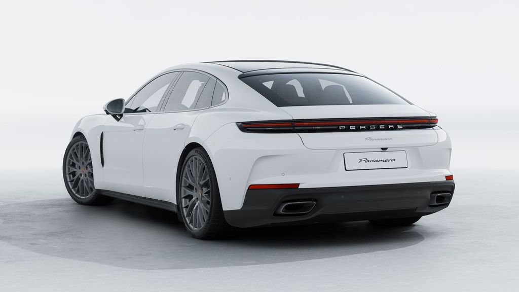 Certified 2025 Porsche Panamera image 9