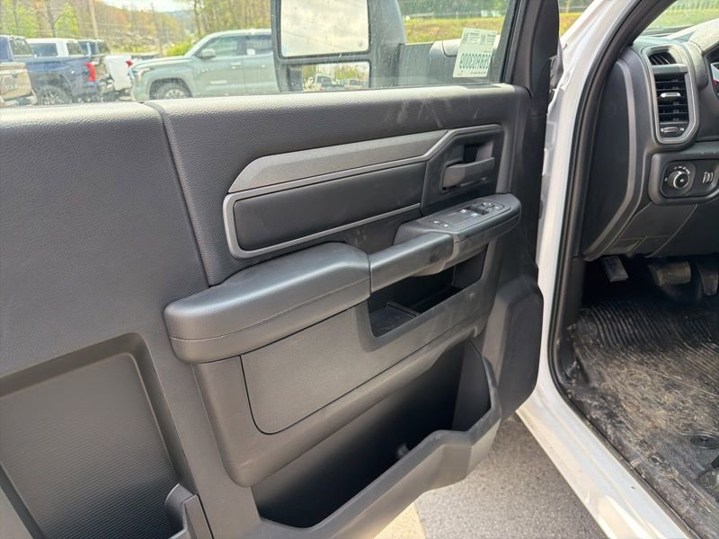 New 2026 RAM 5500 Tradesman AWD/4WD image 12