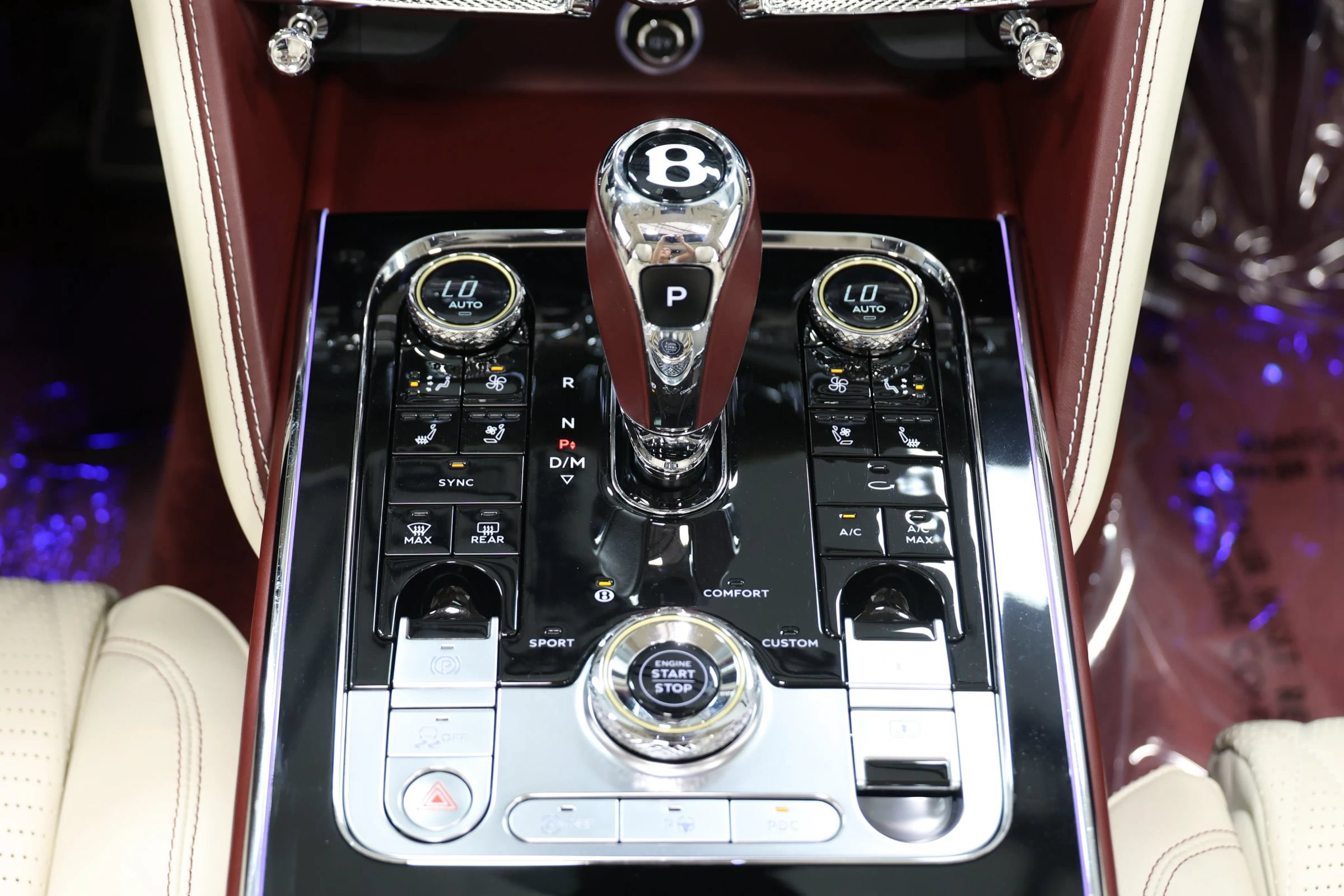 Used 2022 Bentley Flying Spur W12 AWD/4WD image 54