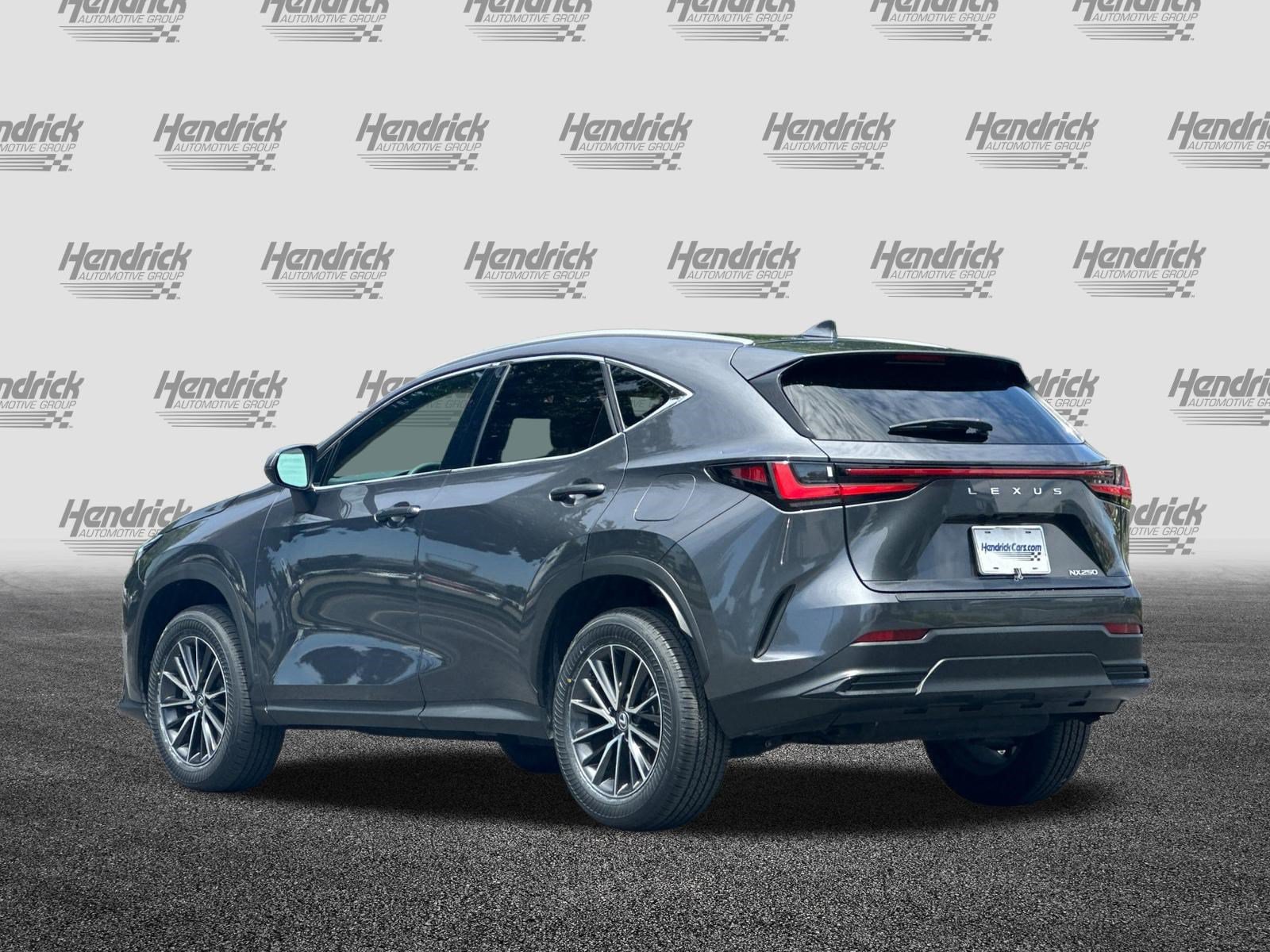 Used 2024 Lexus NX 250 FWD image 7