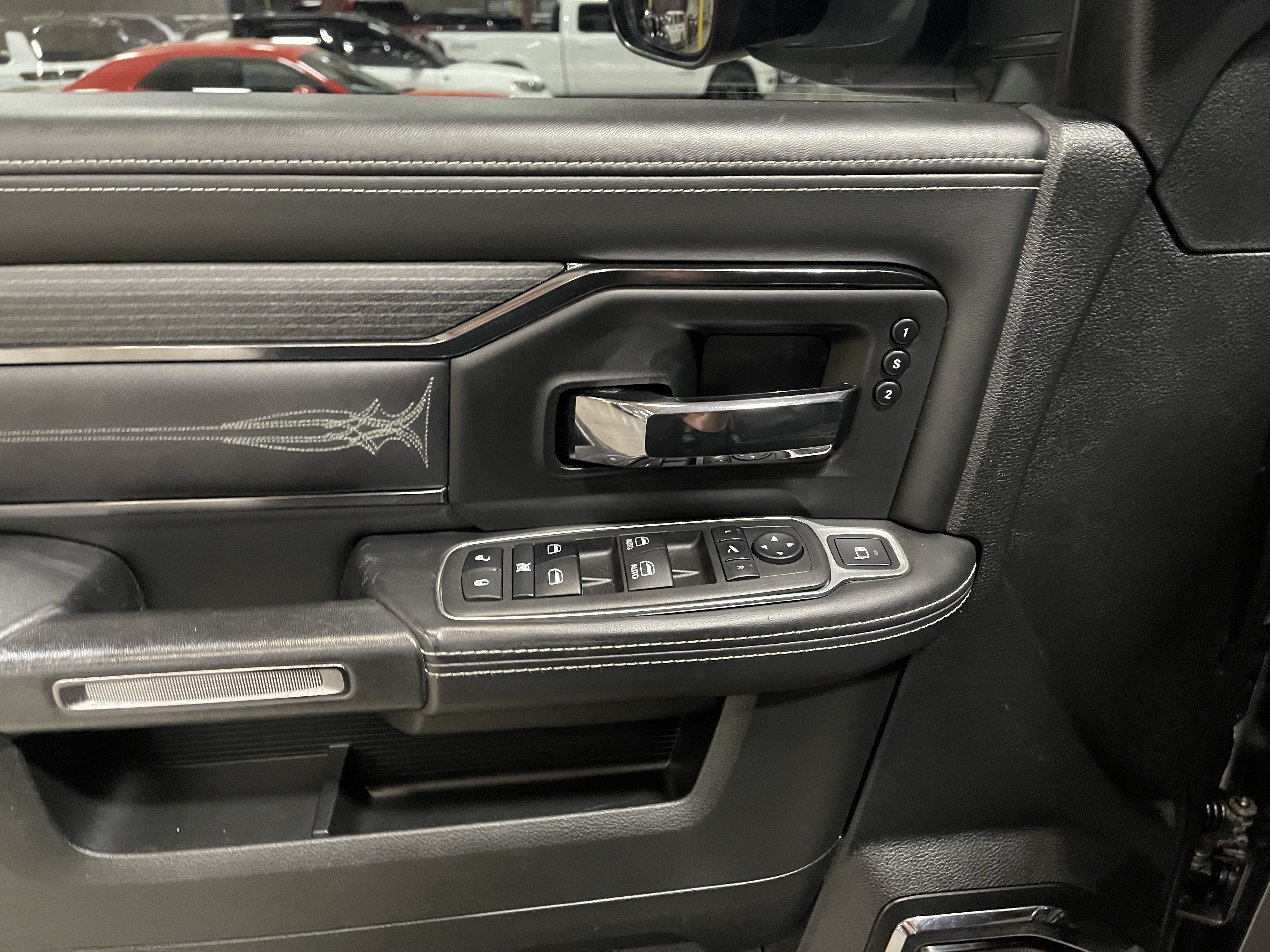 Used 2022 RAM 3500 Limited AWD/4WD image 22