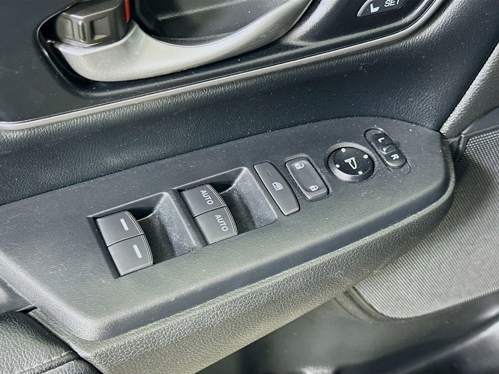 Used 2022 Honda CR-V EX-L image 13