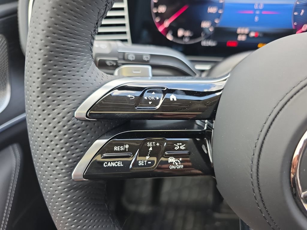 New 2026 Mercedes-Benz GLS 450 4MATIC image 21