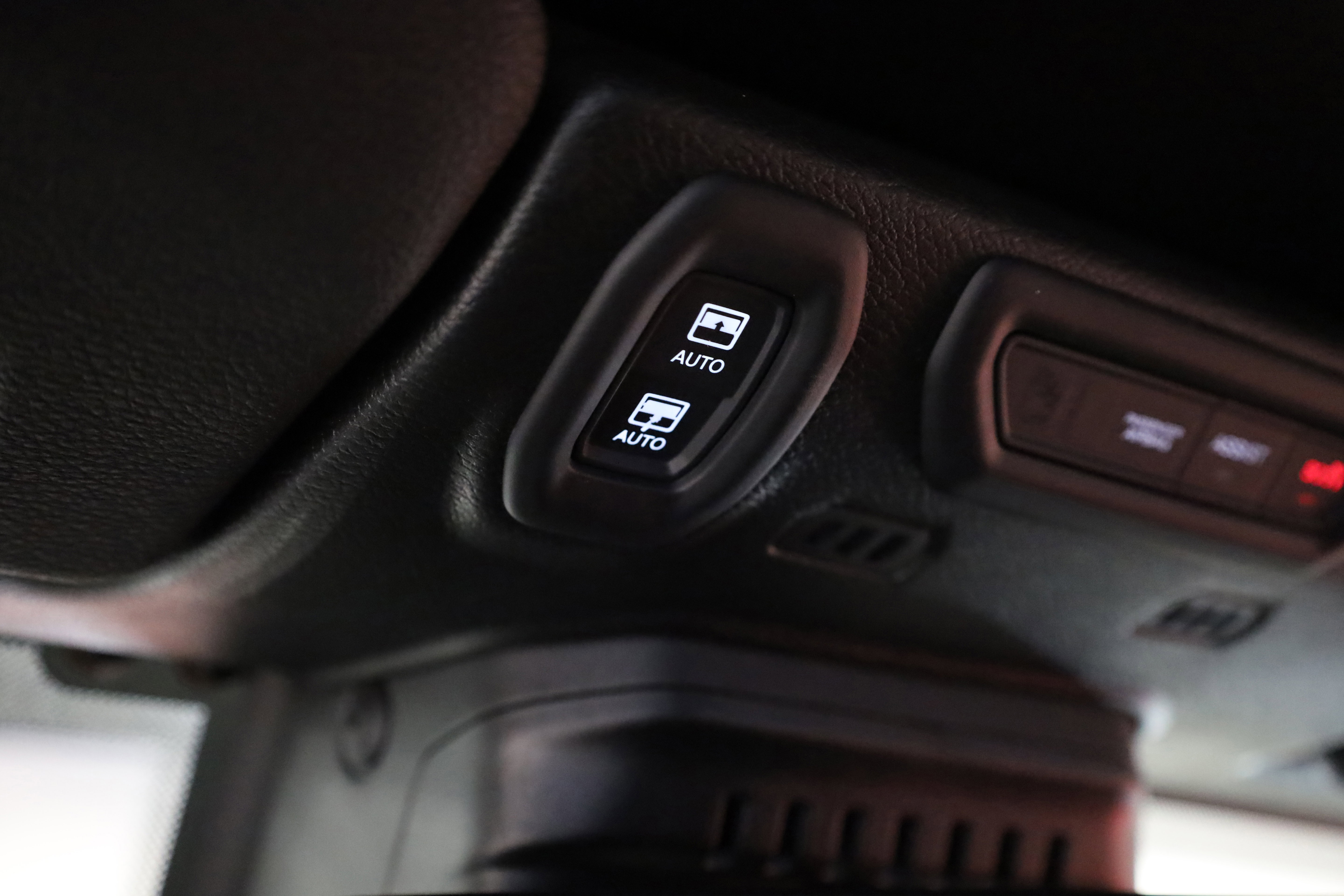 Used 2021 Jeep Wrangler Unlimited Rubicon w/ Trailer Tow Package image 35