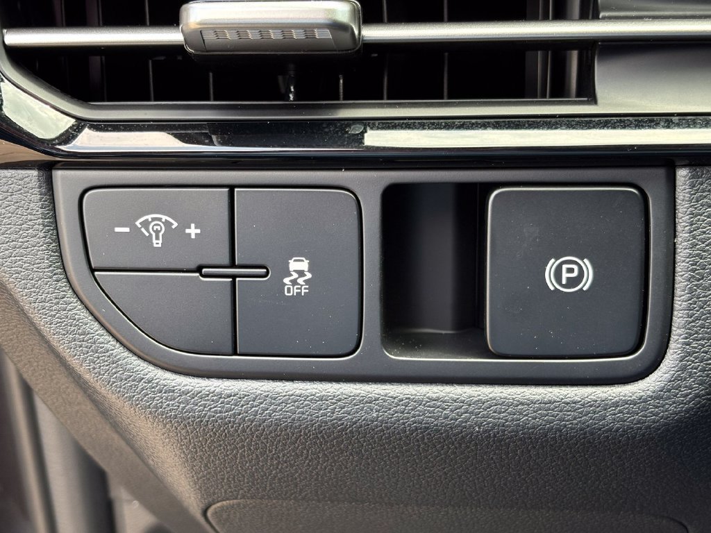 New 2026 Kia Sportage LX FWD image 20