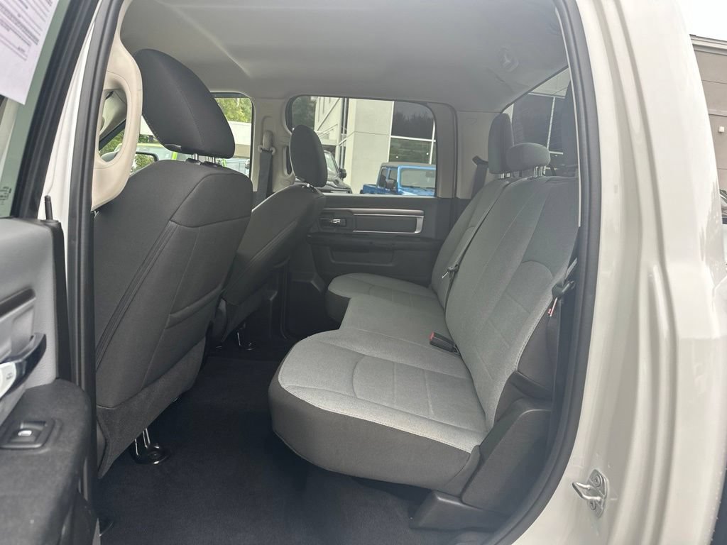 Used 2023 RAM 1500 Classic SLT AWD/4WD image 33