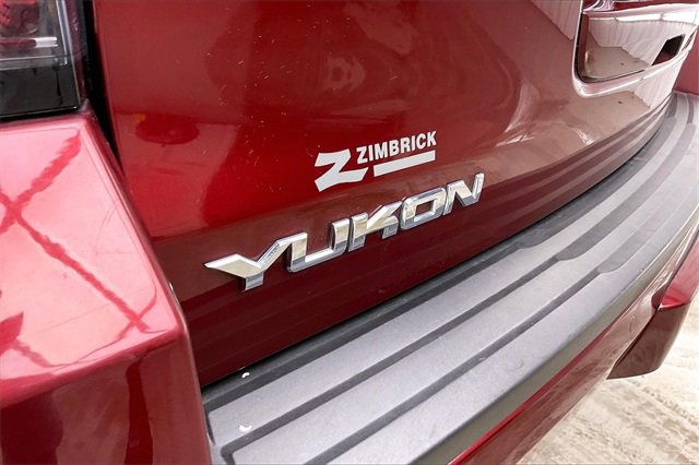 Used 2017 GMC Yukon SLT w/ Premium Edition image 9