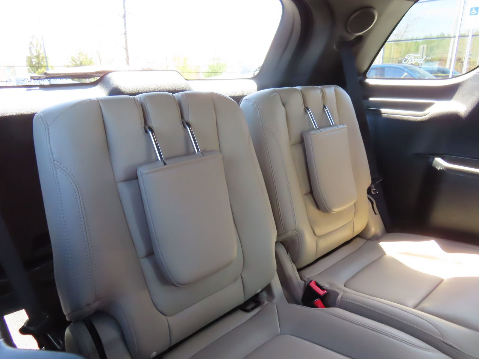 Used 2018 Ford Explorer Limited w/ Equipment Group 301A image 37