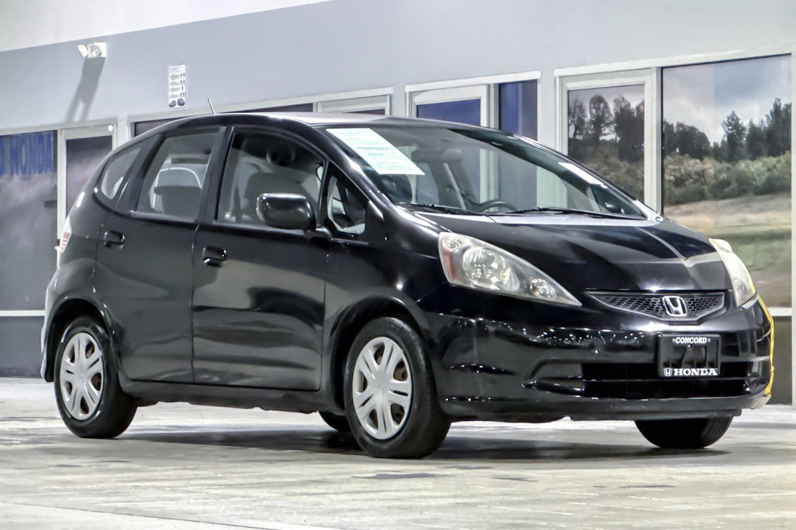 Used 2011 Honda Fit image 6