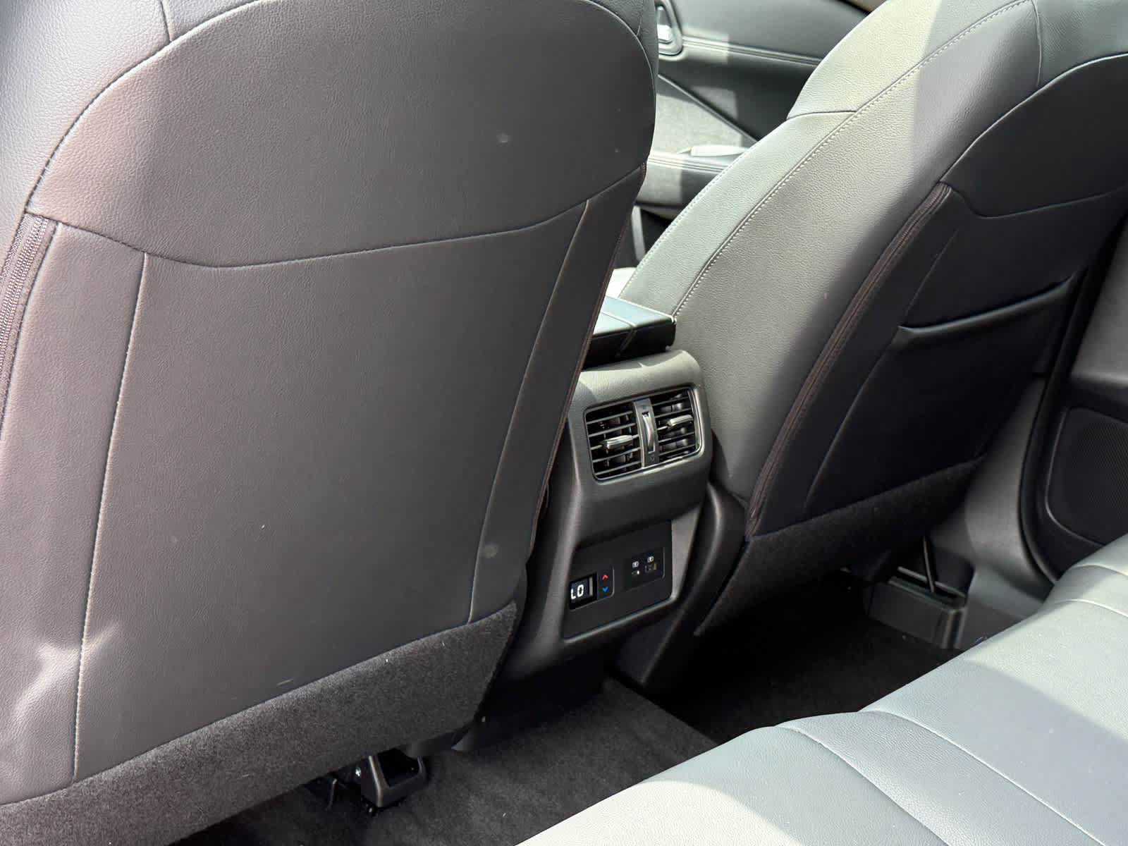 Used 2023 Nissan Rogue SL w/ SL Premium Package AWD/4WD image 28