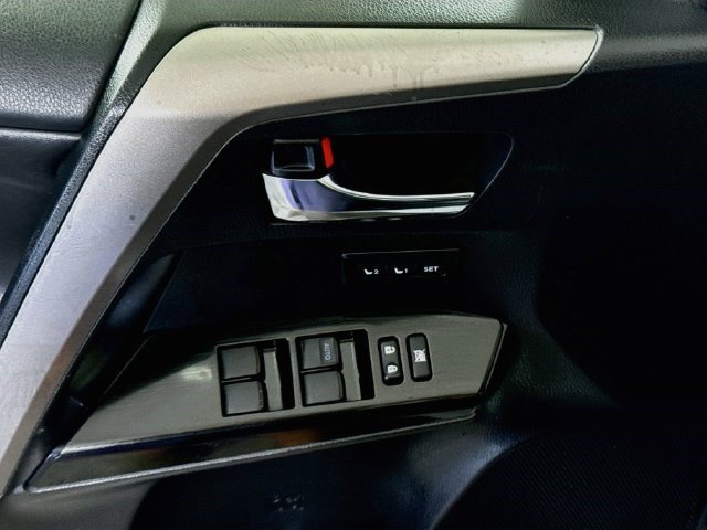 Used 2018 Toyota RAV4 Limited w/ All Weather Liner Package AWD/4WD image 23