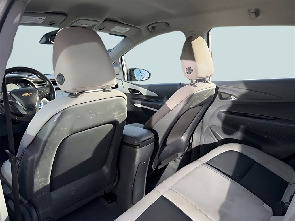 Used 2020 Chevrolet Bolt LT image 30