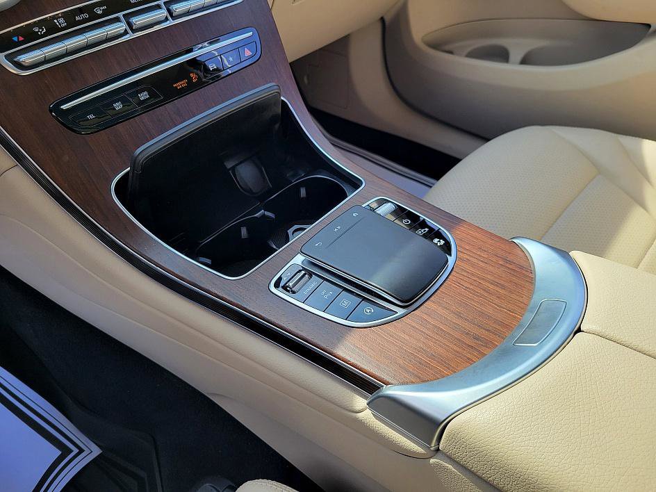 Used 2022 Mercedes-Benz GLC 300 image 15