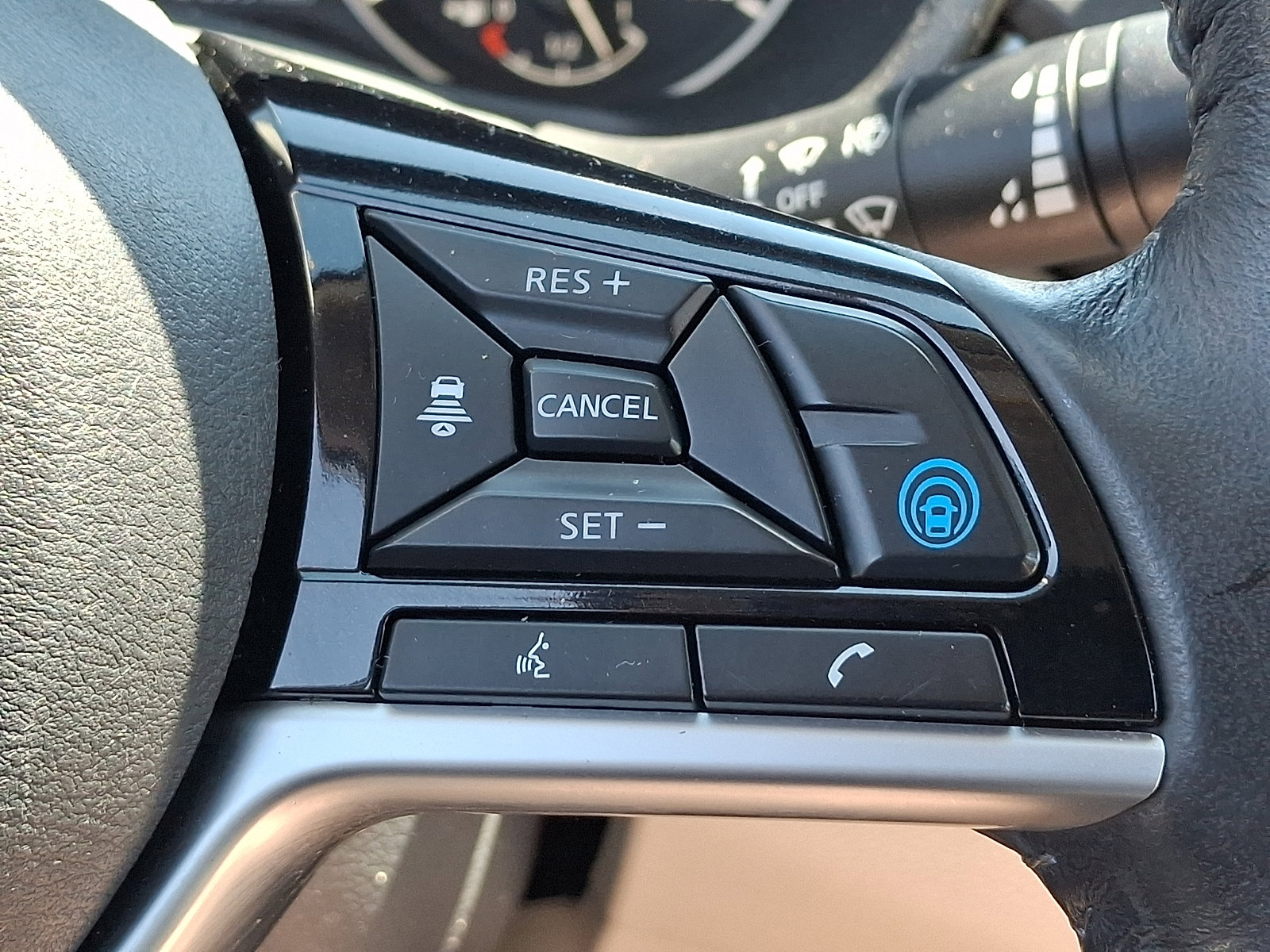 Used 2023 Nissan Altima 2.5 SL AWD/4WD image 25