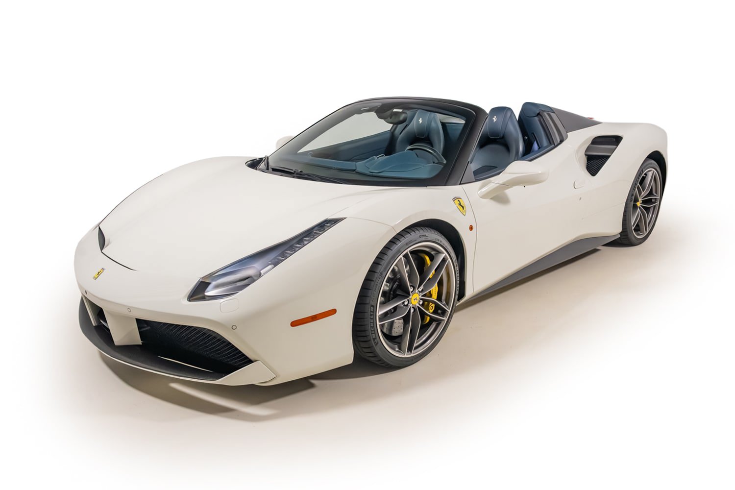 Certified 2017 Ferrari 488 Spider RWD image 11