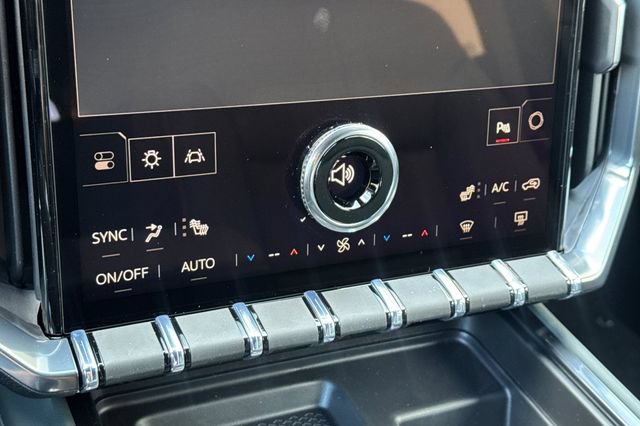 Used 2026 GMC Acadia AT4 AWD/4WD image 21