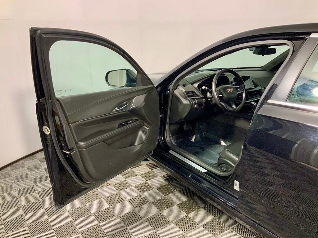 Used 2020 Cadillac CT4 Luxury w/ Sun And Sound Package AWD/4WD image 21
