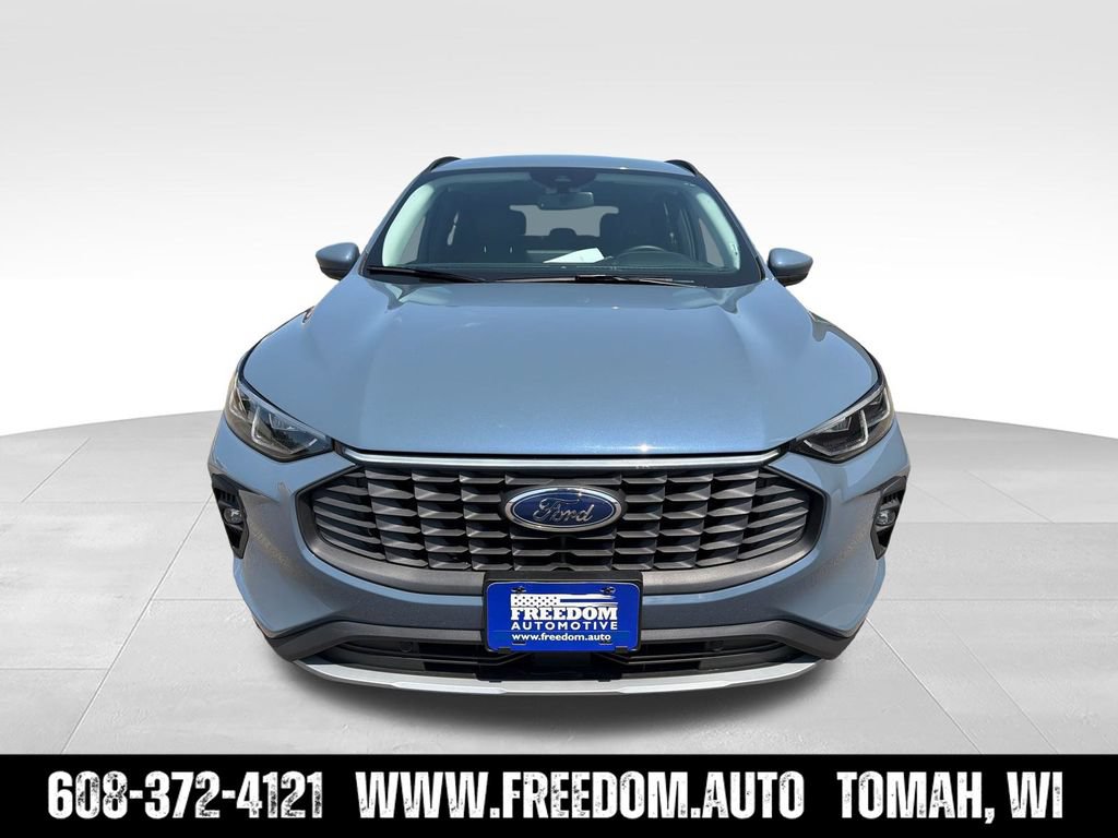 Used 2025 Ford Escape Platinum AWD/4WD image 8