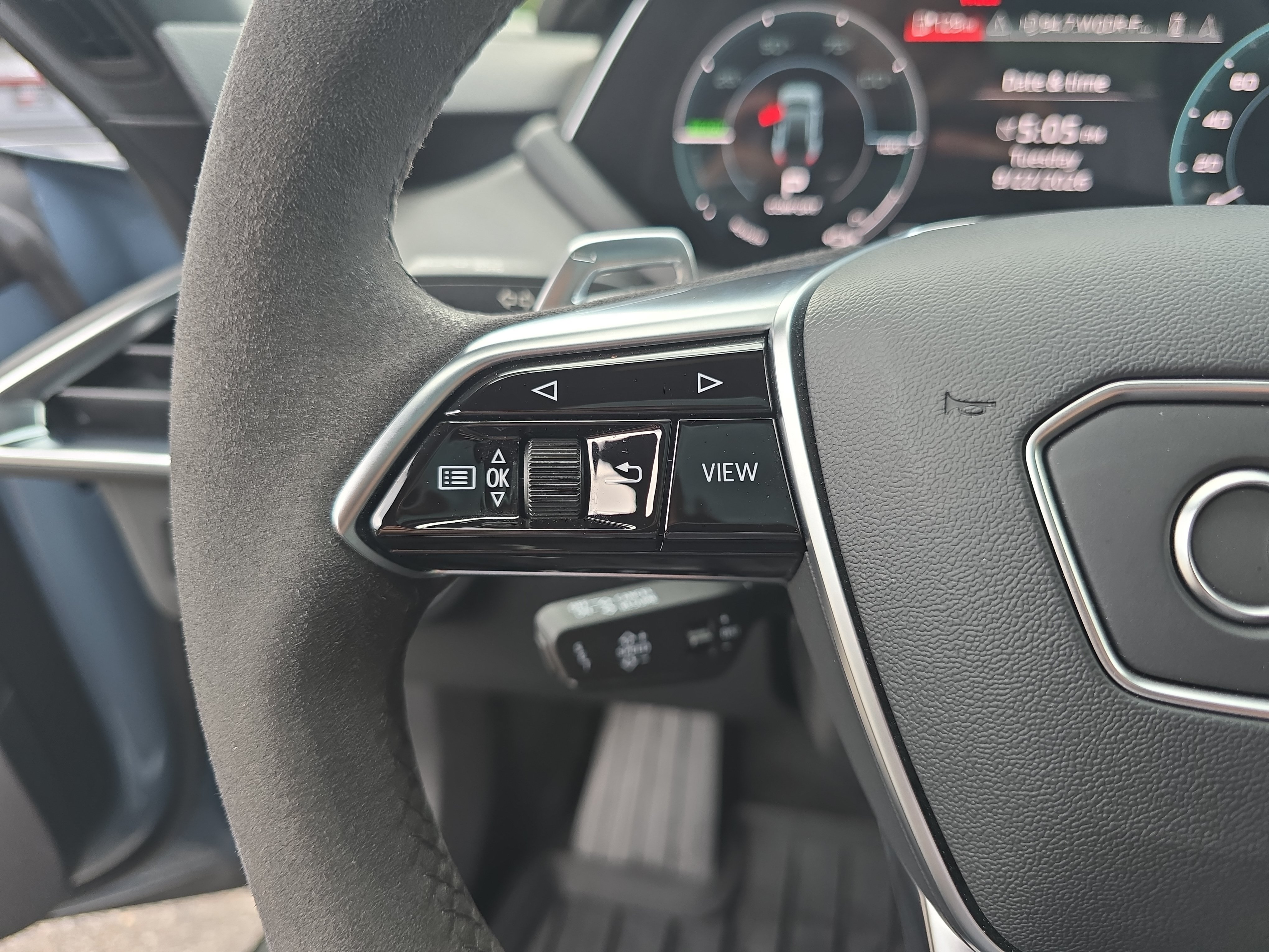 Used 2023 Audi e-tron GT Premium Plus w/ Performance Package AWD/4WD image 17