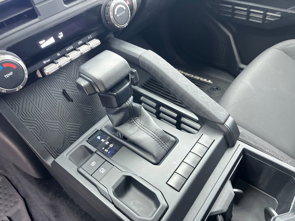 Certified 2024 Toyota Tacoma SR image 25