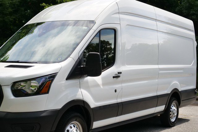 Used 2024 Ford Transit 250 148 High Roof Extended AWD w/ Load Area Protection Package image 30