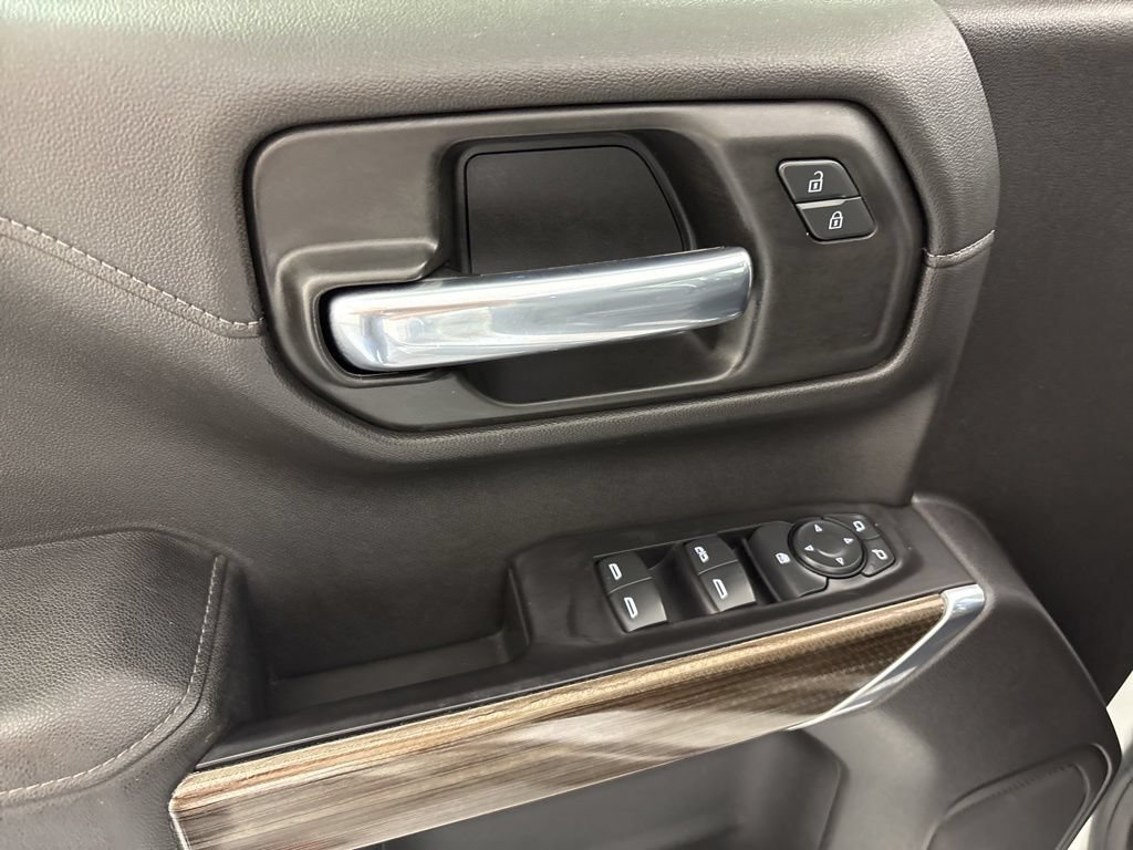 Used 2021 Chevrolet Silverado 1500 LT w/ Convenience Package II RWD image 23