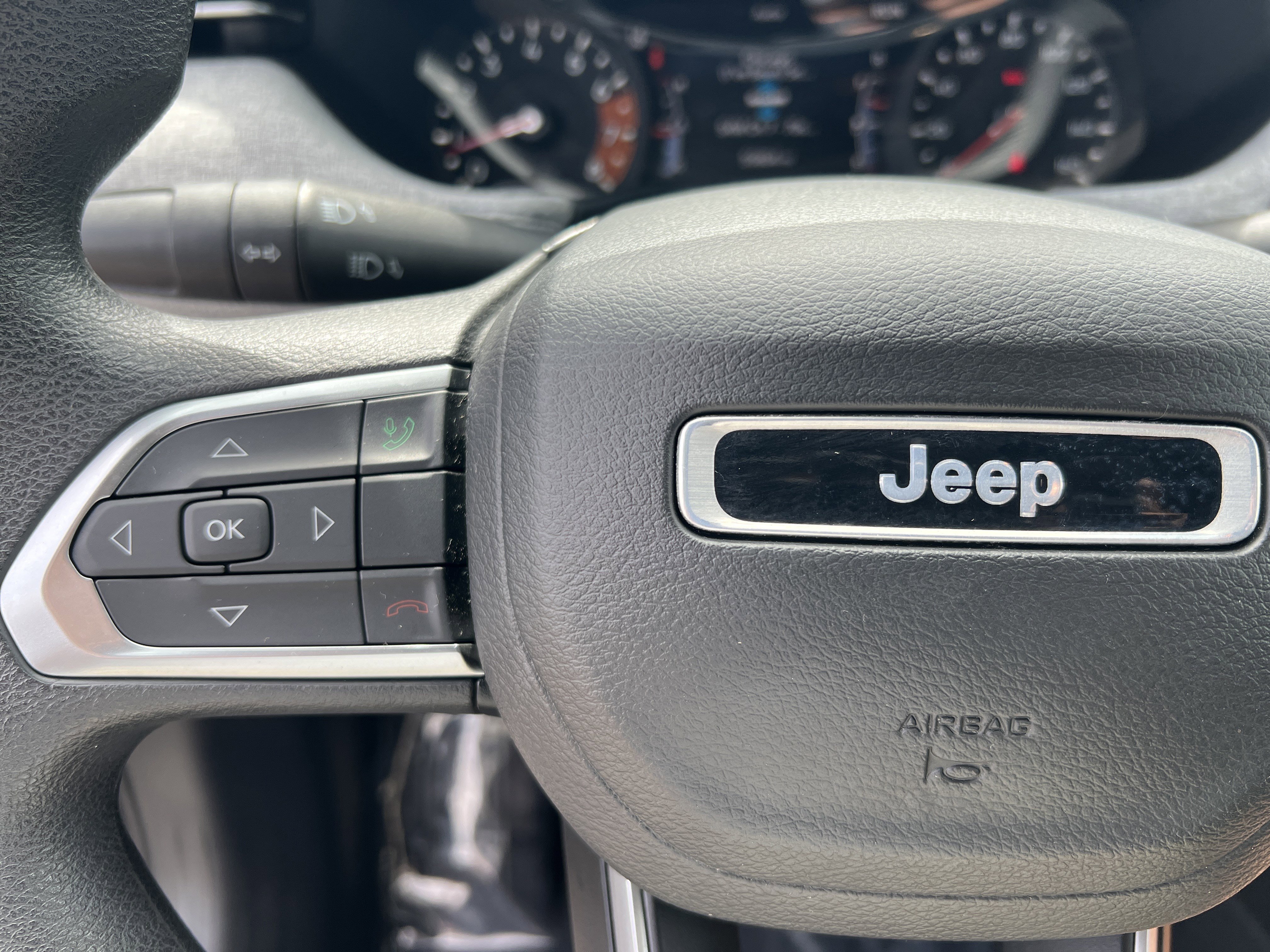 Used 2023 Jeep Compass Sport AWD/4WD image 28
