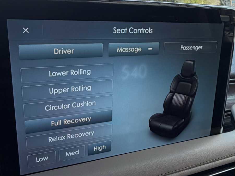 Used 2022 Lincoln Aviator Reserve w/ Equipment Group 201A AWD/4WD image 25