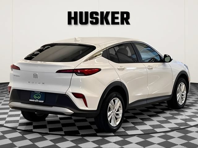 Certified 2025 Buick Envista Preferred FWD image 9
