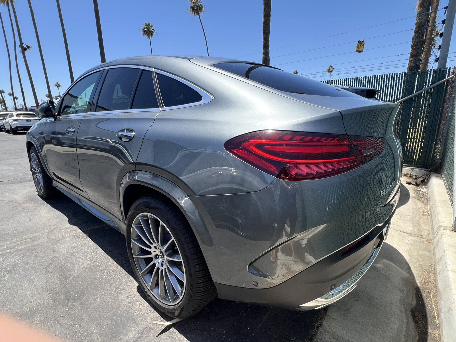 New 2026 Mercedes-Benz GLE 450 4MATIC Coupe image 3