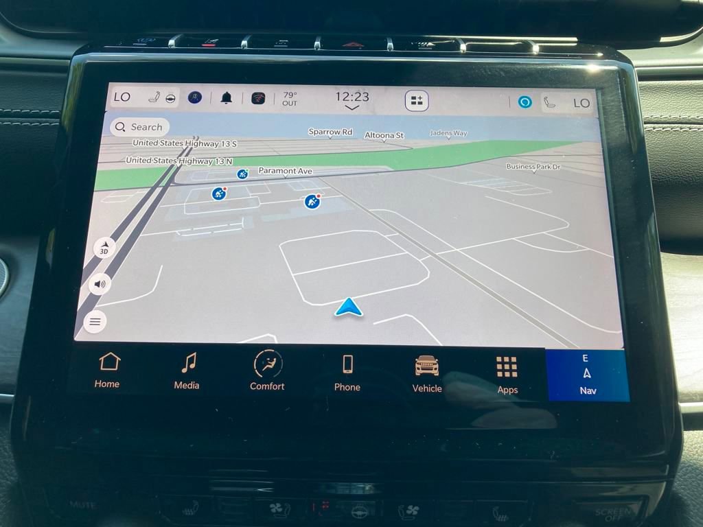 New 2024 Jeep Grand Cherokee Limited 4xe w/ Luxury Tech Group II image 9