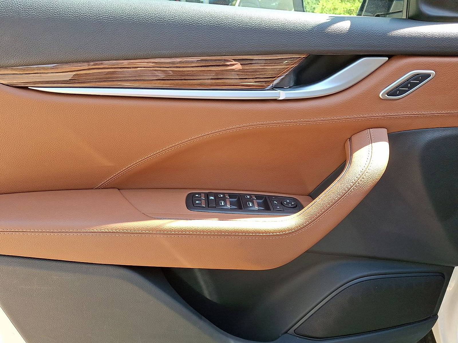 Certified 2022 Maserati Levante GT image 10