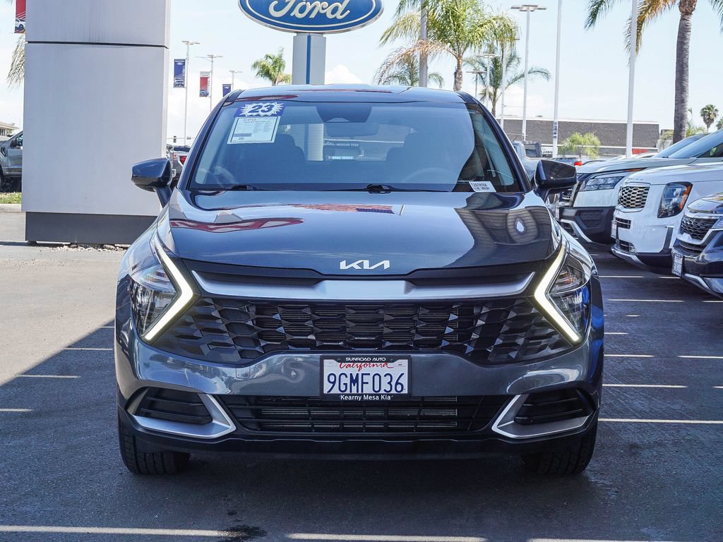 Certified 2023 Kia Sportage LX FWD image 2