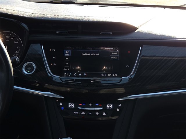 Used 2023 Cadillac XT6 Premium Luxury w/ Technology Package image 12