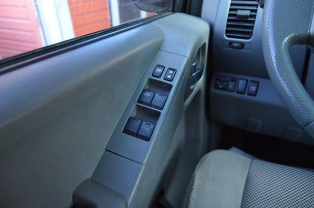 Used 2008 Nissan Frontier SE w/ SE Value Truck Pkg image 44