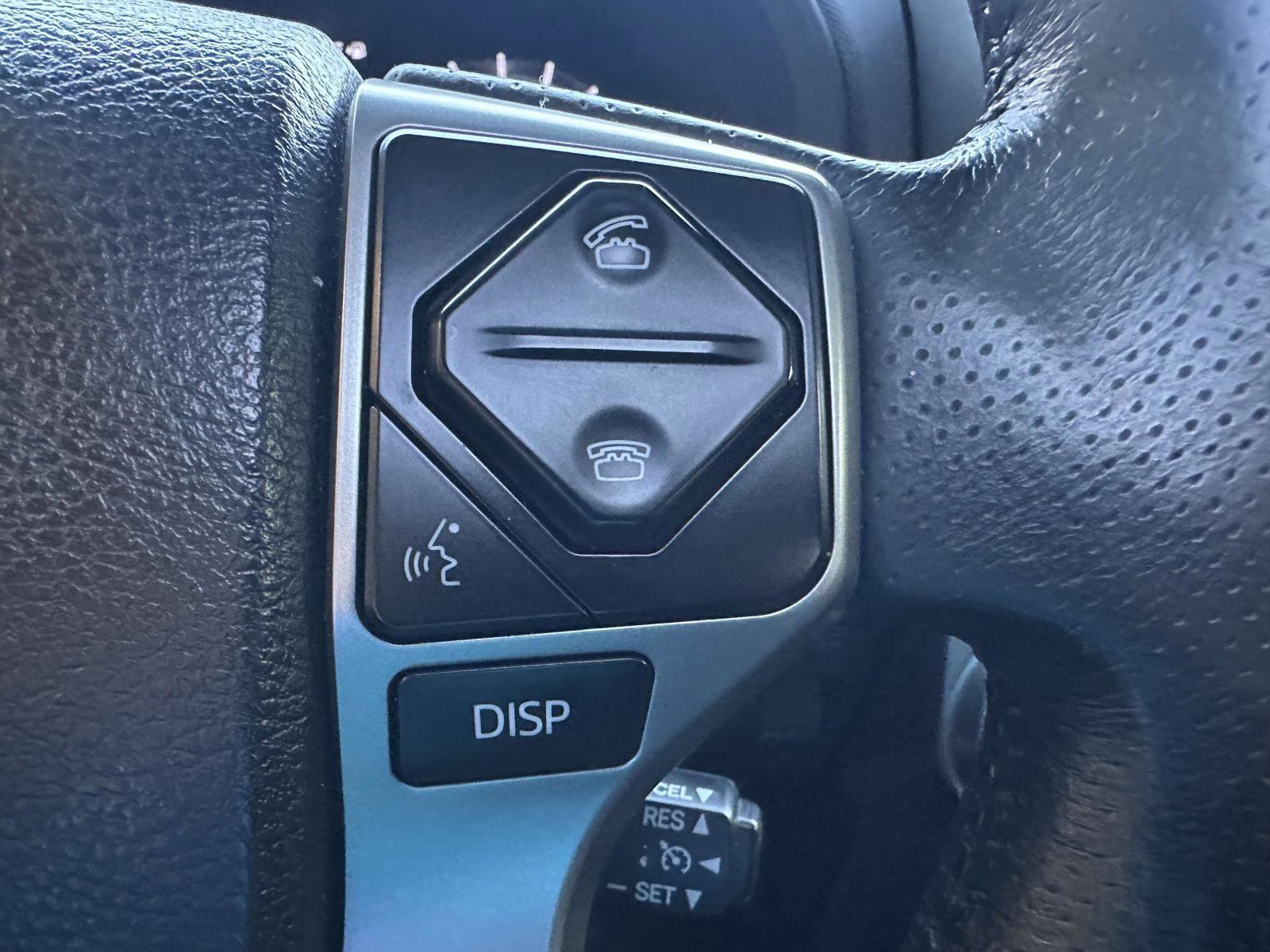 Used 2014 Toyota 4Runner Limited image 32