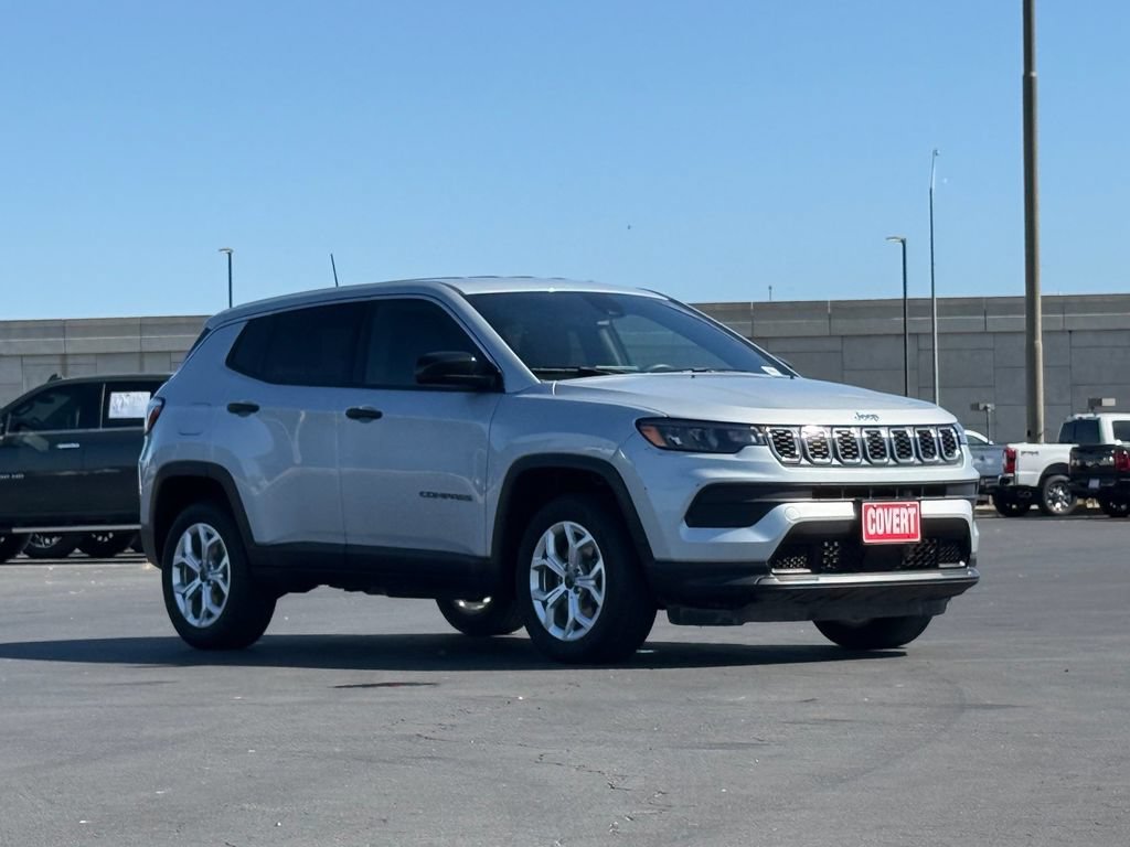 Used 2025 Jeep Compass Sport AWD/4WD image 6