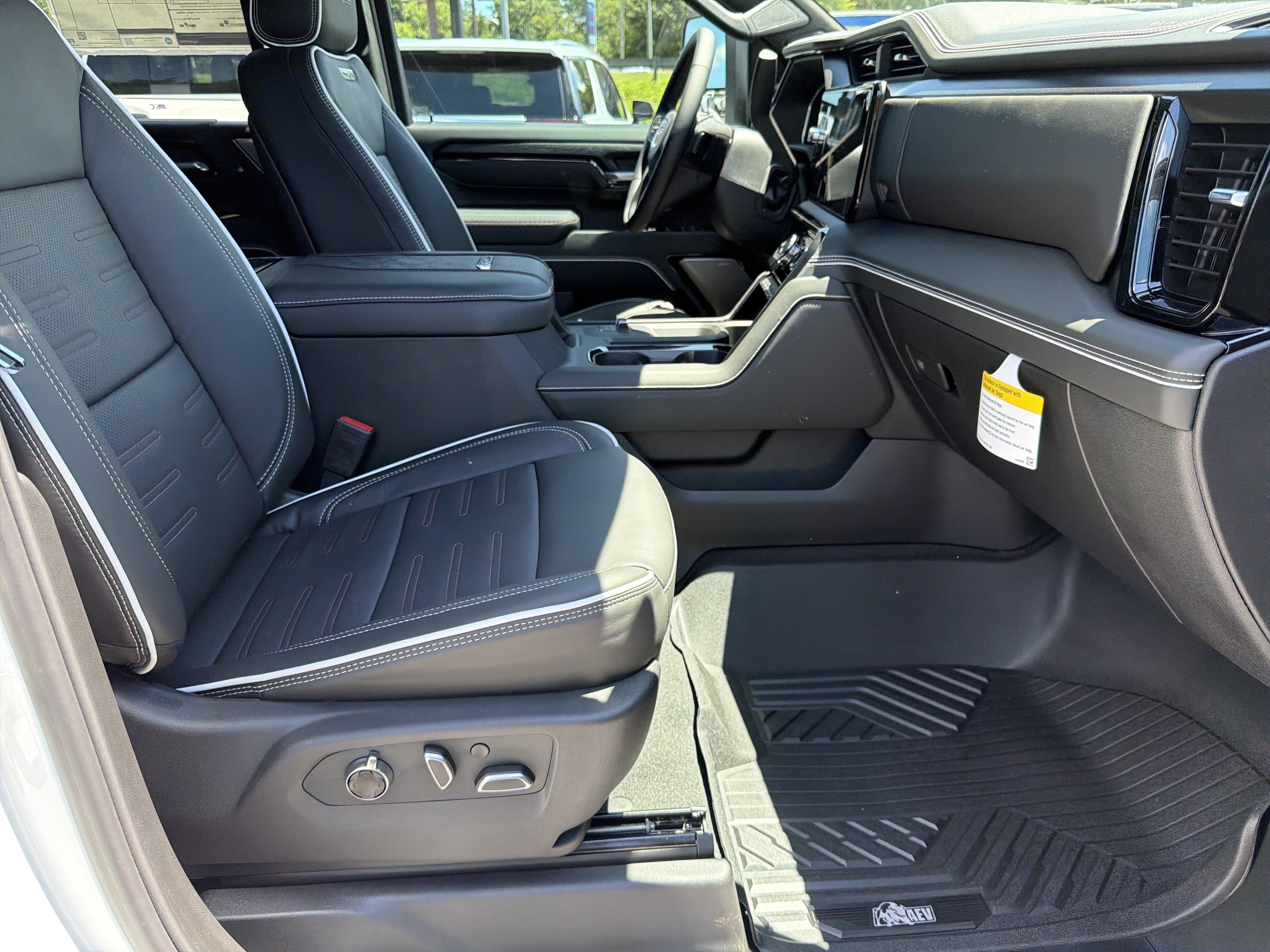 New 2026 GMC Sierra 2500 AT4X w/ AT4X AEV Edition AWD/4WD image 14