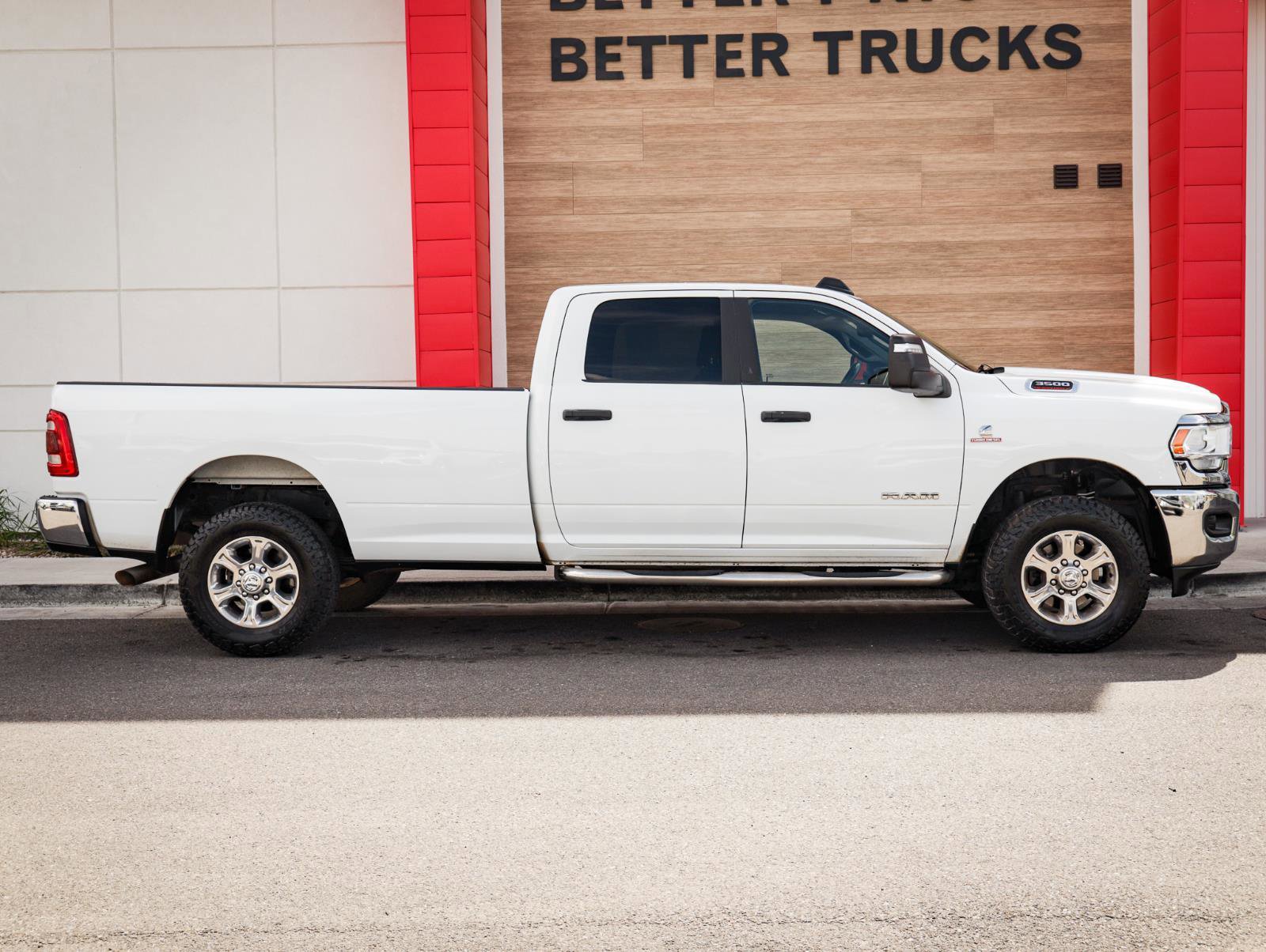 Used 2024 RAM 3500 Big Horn w/ Safety Group AWD/4WD image 2