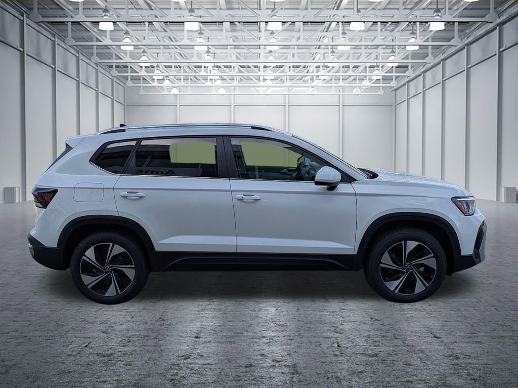New 2026 Volkswagen Taos SE AWD/4WD image 6