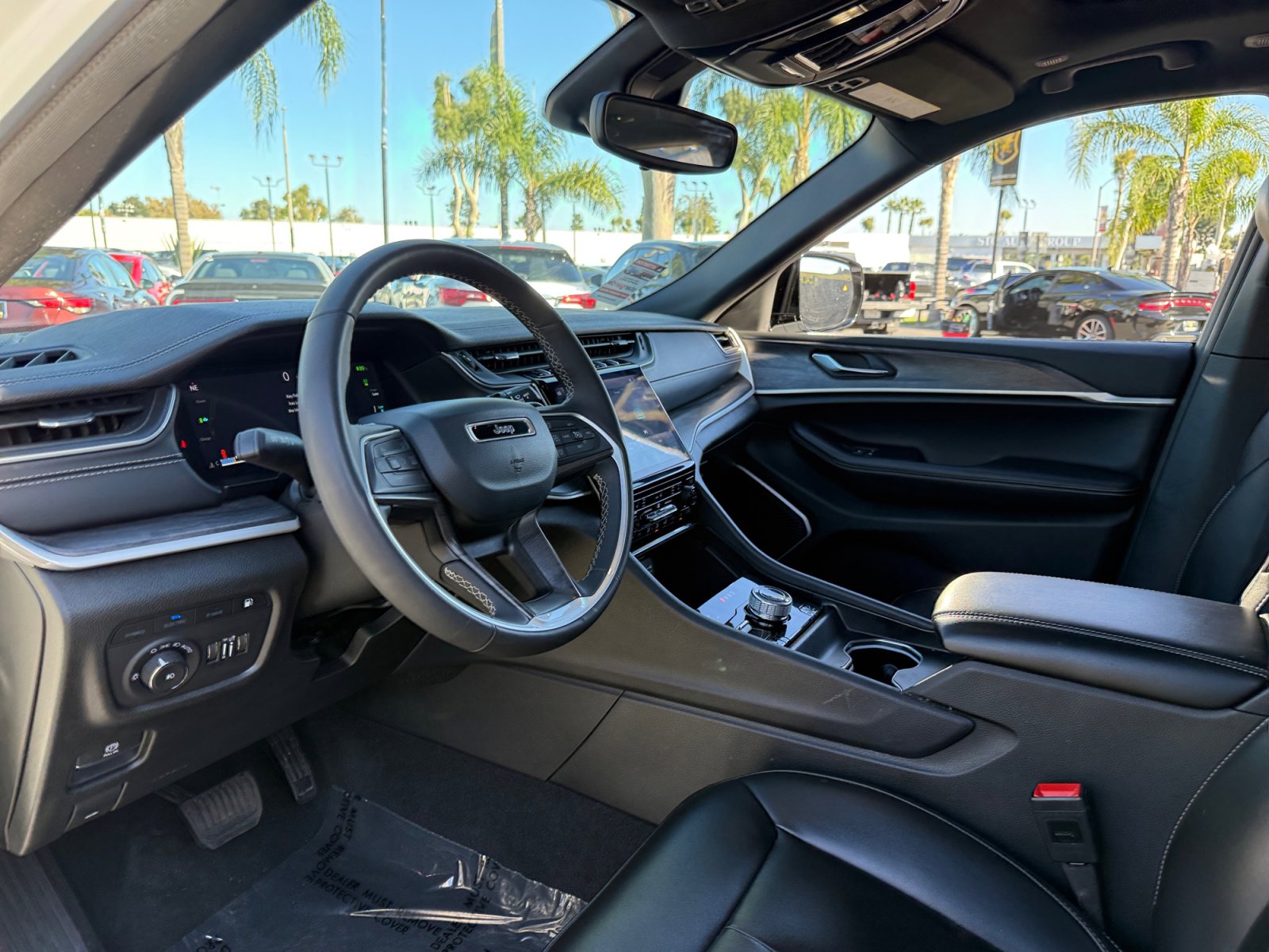 Used 2024 Jeep Grand Cherokee Limited 4xe image 15