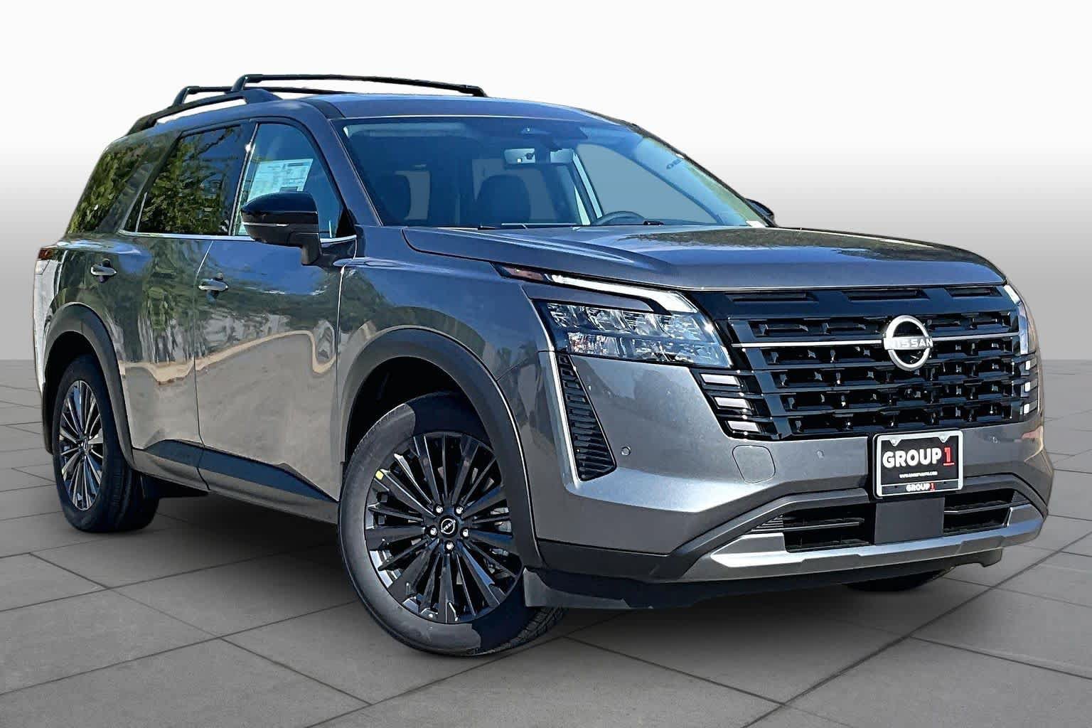 New 2026 Nissan Pathfinder SL FWD image 2