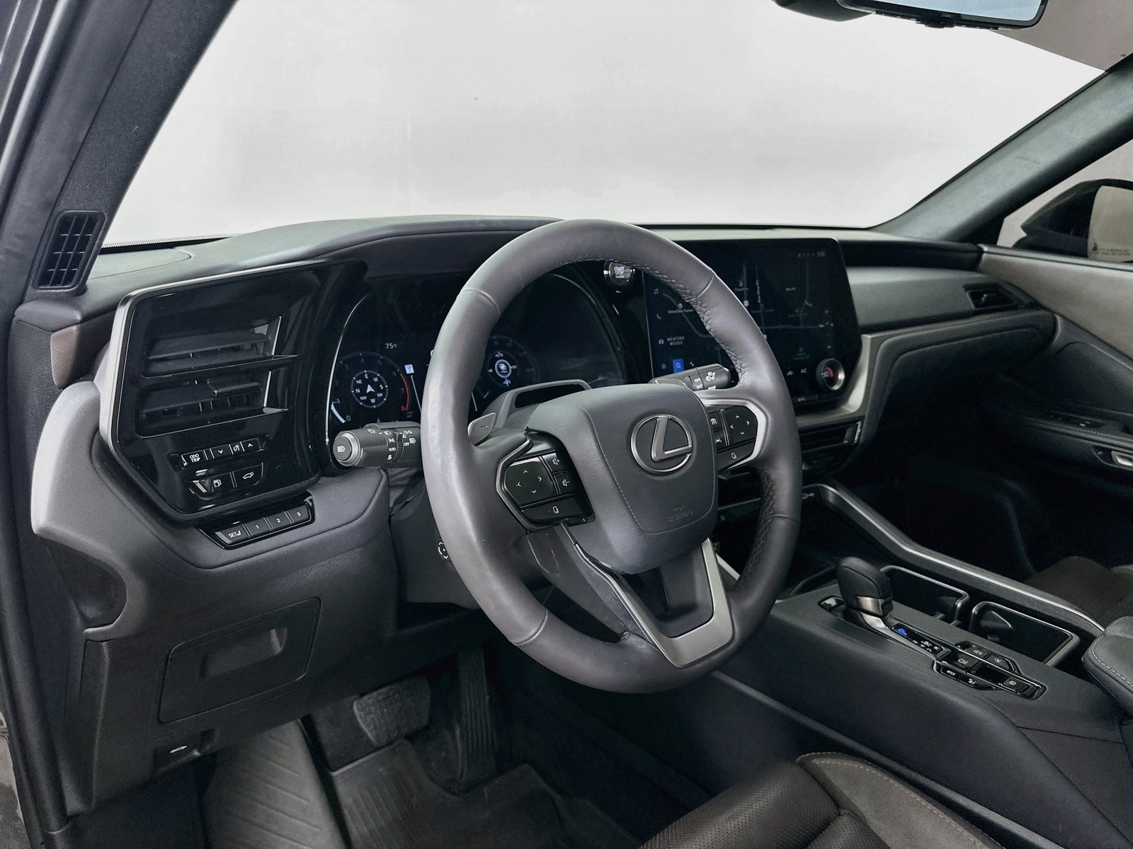 Used 2024 Lexus TX 350 AWD w/ Technology Package image 32